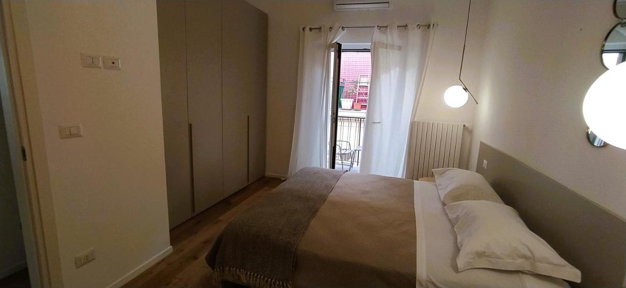 Апартаменты Via Genova 31 Бари Экстерьер фото